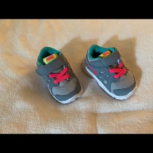 NWOT Baby Girl Nike Sneakers